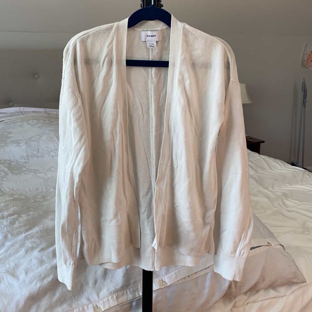 3/$20 girls white cardigan old navy 14